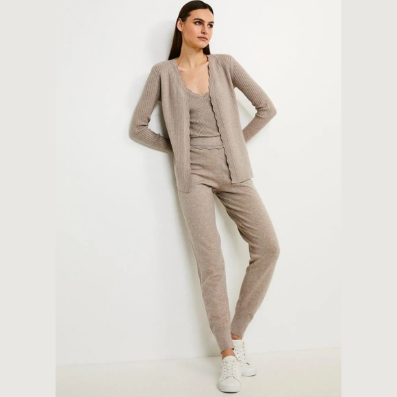 Karen Millen Rib Knit Corset Lounge Set - Picture 3 of 5